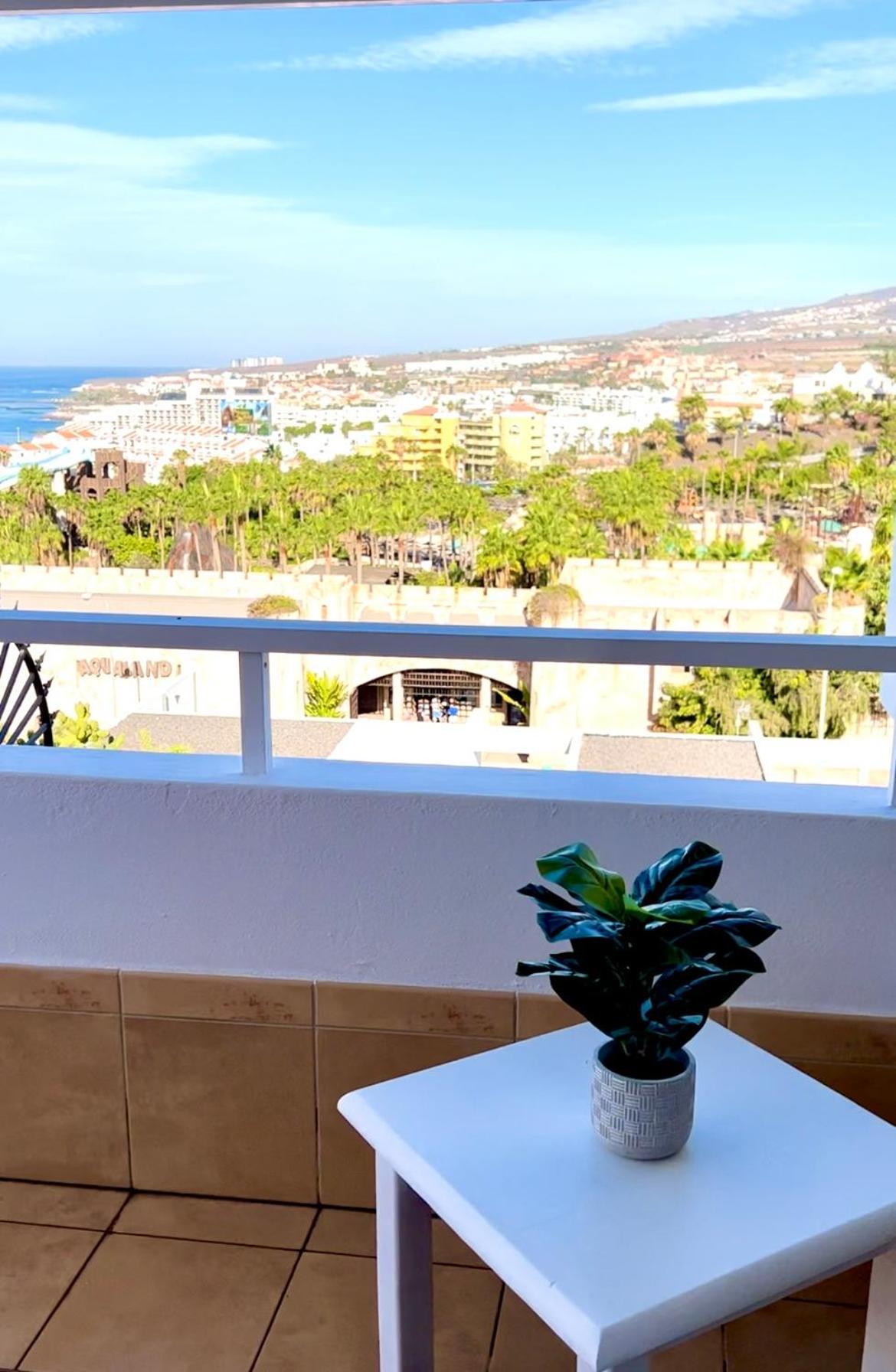 Lovely Sunny Apartment Costa Adeje  Exteriör bild